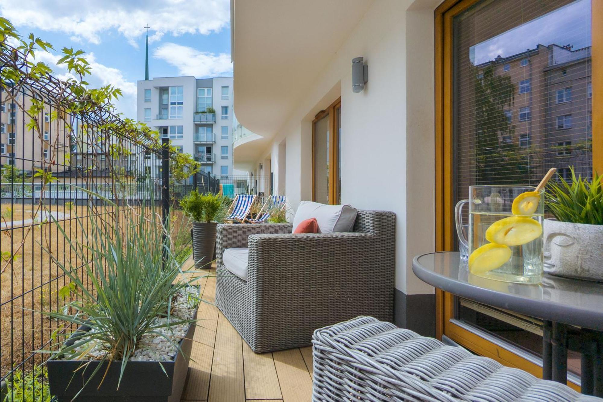 Batorego 7 Apartament With Terrace & Parking Downtown Gdynia By Renters Екстер'єр фото